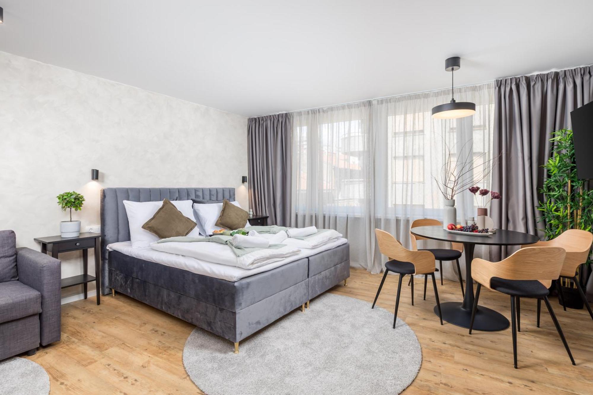 Molo Longo - Central Apartments & Rooms Риека Экстерьер фото